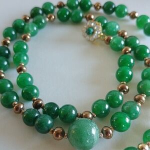 VINTAGE FAUX GREEN JADE NECKLACE WITH FAUX DIAMONDS FANCY CLASP  22" LONG